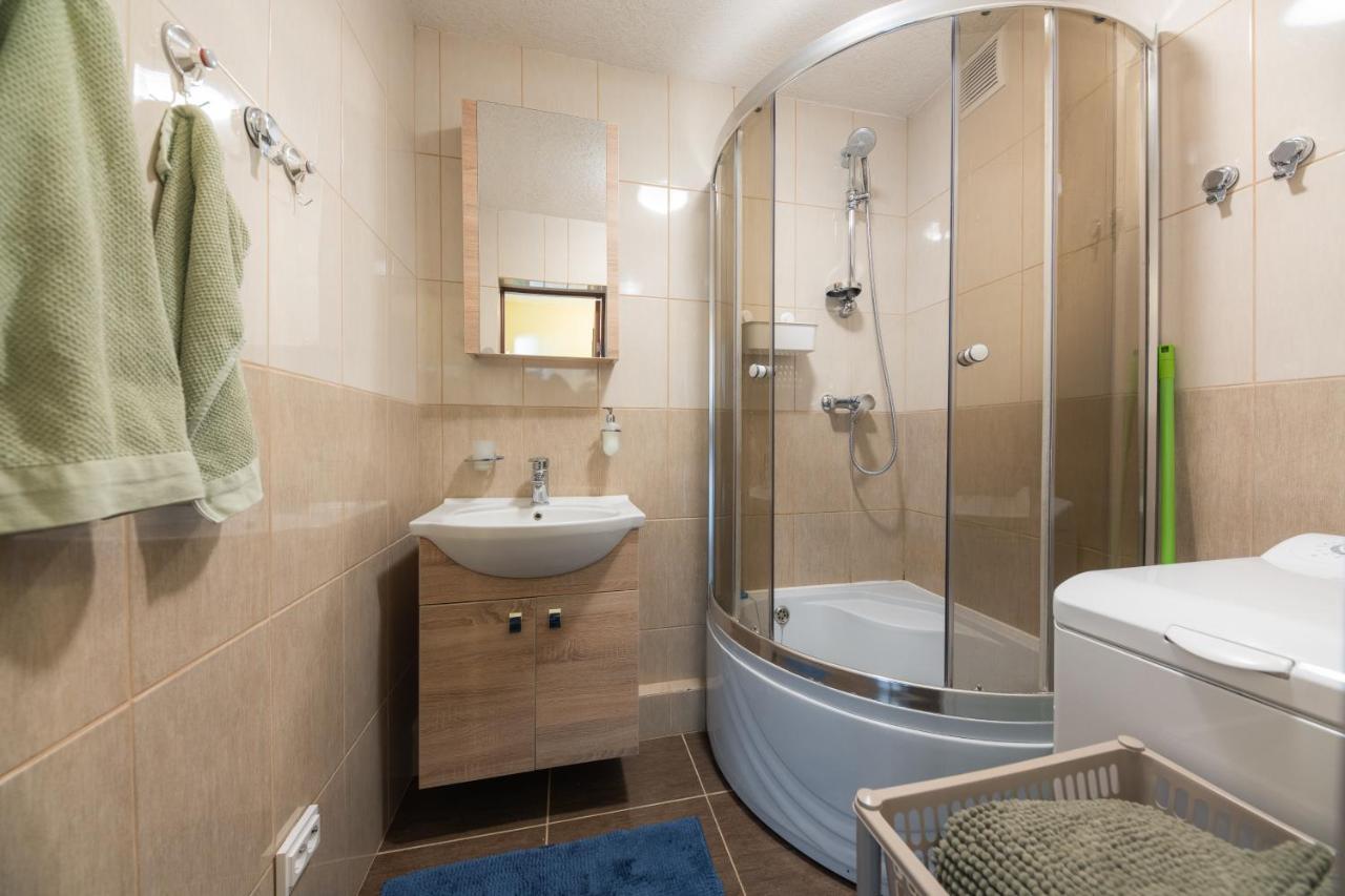 Seashore Apartment Liepaja Luaran gambar